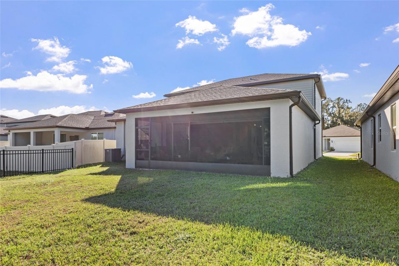 6248 Bradford Woods Dr, Zephyrhills, FL 33542 Photo