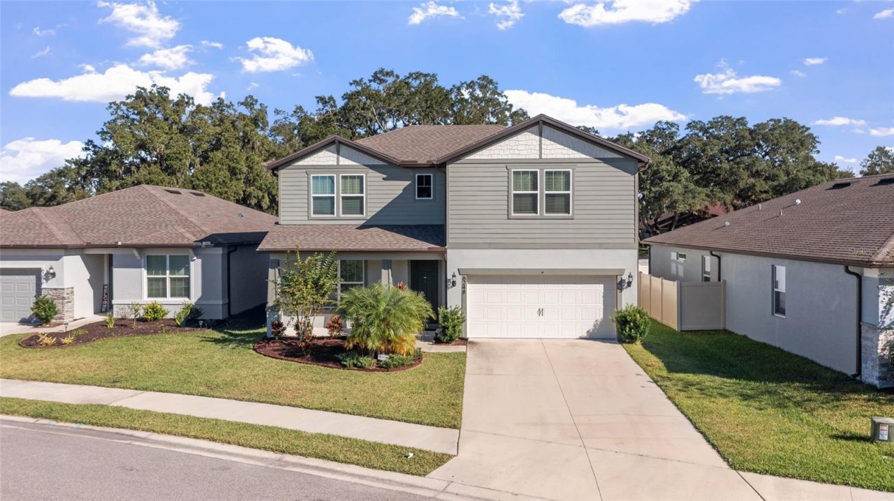 6248 Bradford Woods Dr, Zephyrhills, FL 33542 Photo
