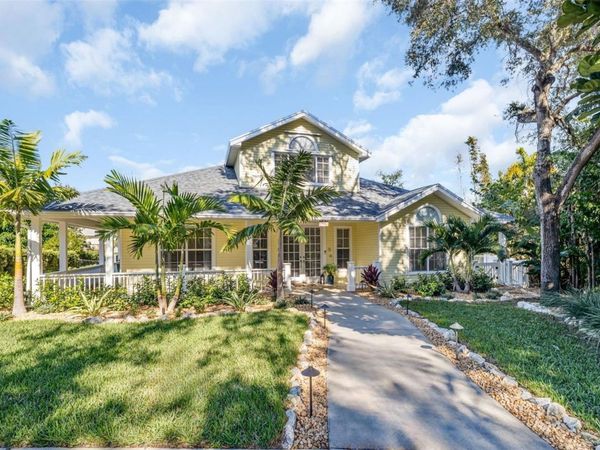 266 FLORIDA BOULEVARD, CRYSTAL BEACH, FL 34681