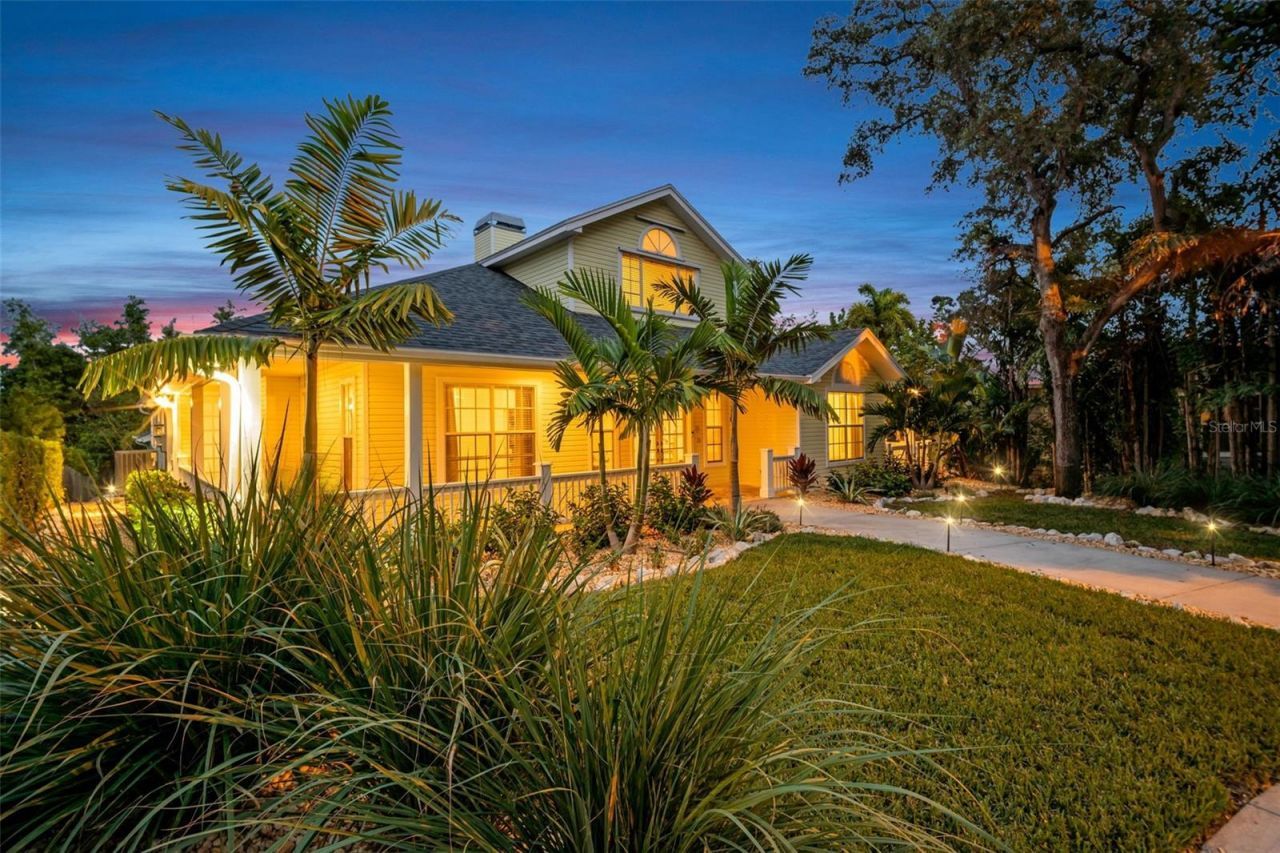 266 Florida Boulevard, Crystal Beach, FL 34681 Photo