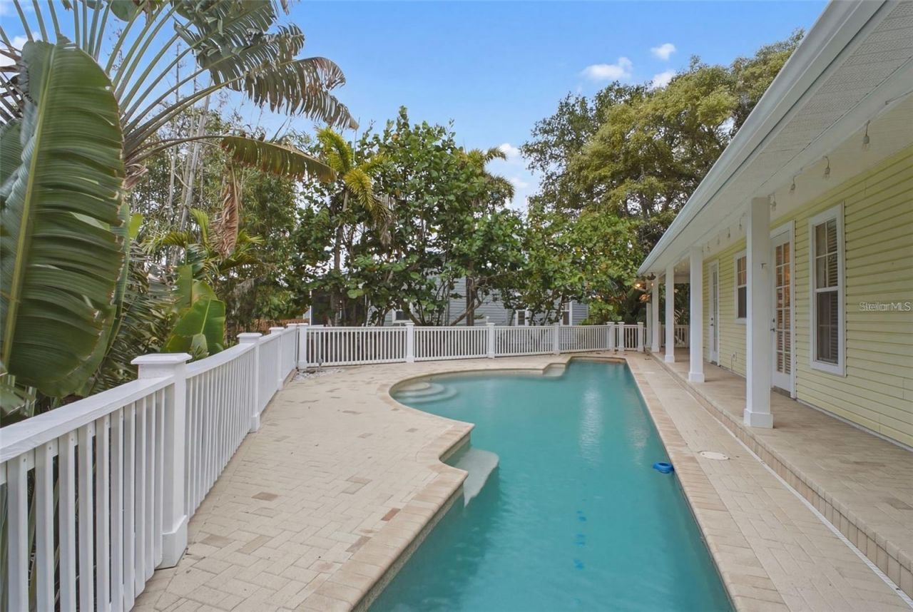 266 Florida Boulevard, Crystal Beach, FL 34681 Photo