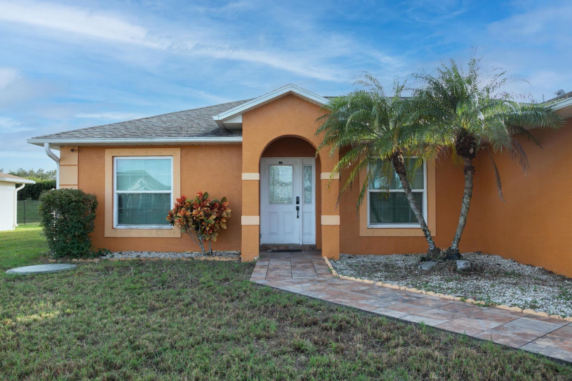 594 SW Grove Avenue, Port Saint Lucie, FL 34983 Photo