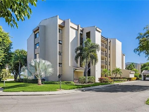 4210 Steamboat BEND, Unit 201, FORT MYERS, FL 33919
