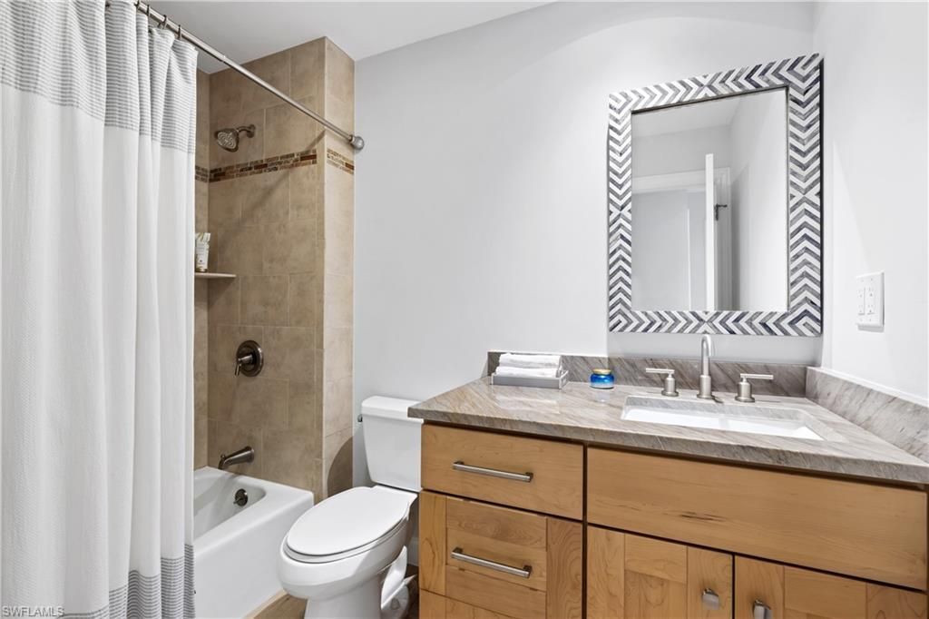 3200 Binnacle Dr, Unit C3, Naples, FL 34103 Photo