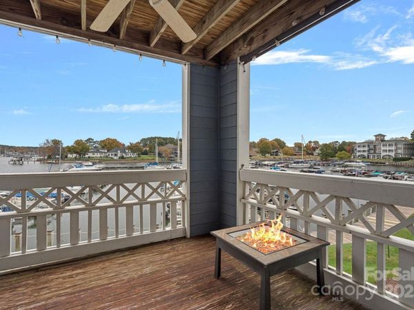 18673 Vineyard Point Lane , Cornelius, NC 28031