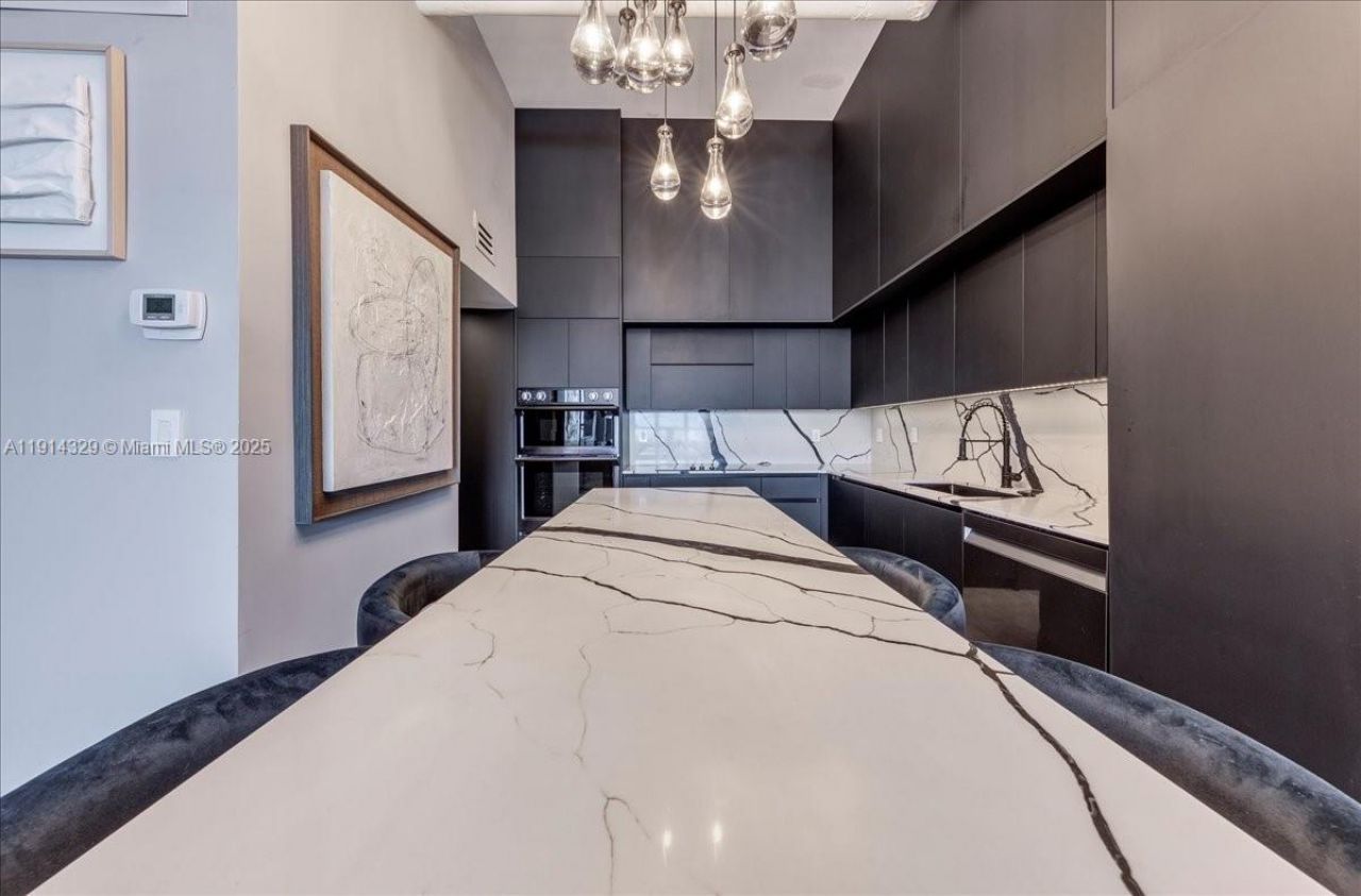 1500 Bay Rd, Unit PH 1570, Miami Beach, FL 33139 Photo