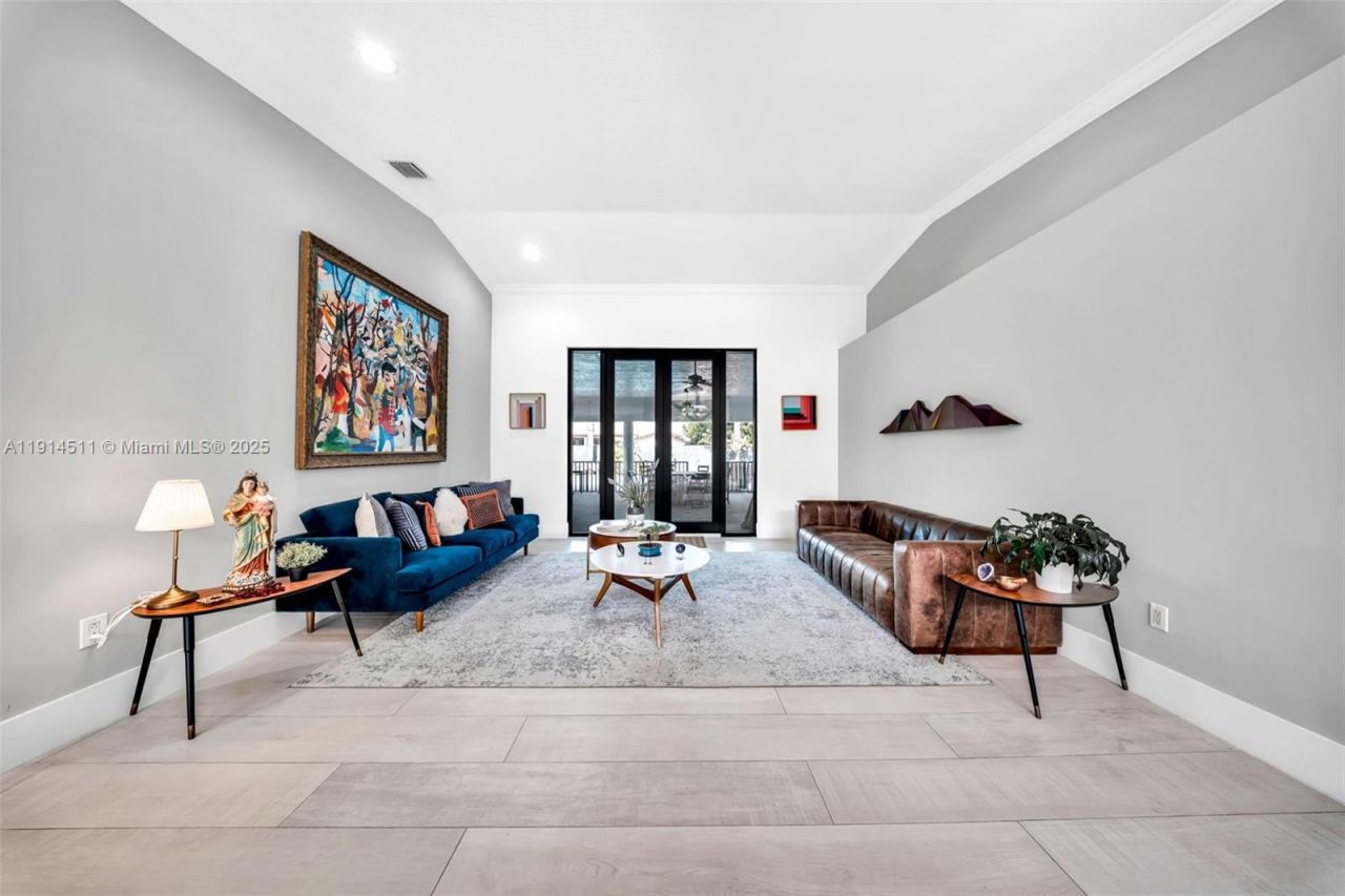 10195 NW 26th St, Doral, FL 33172 Photo