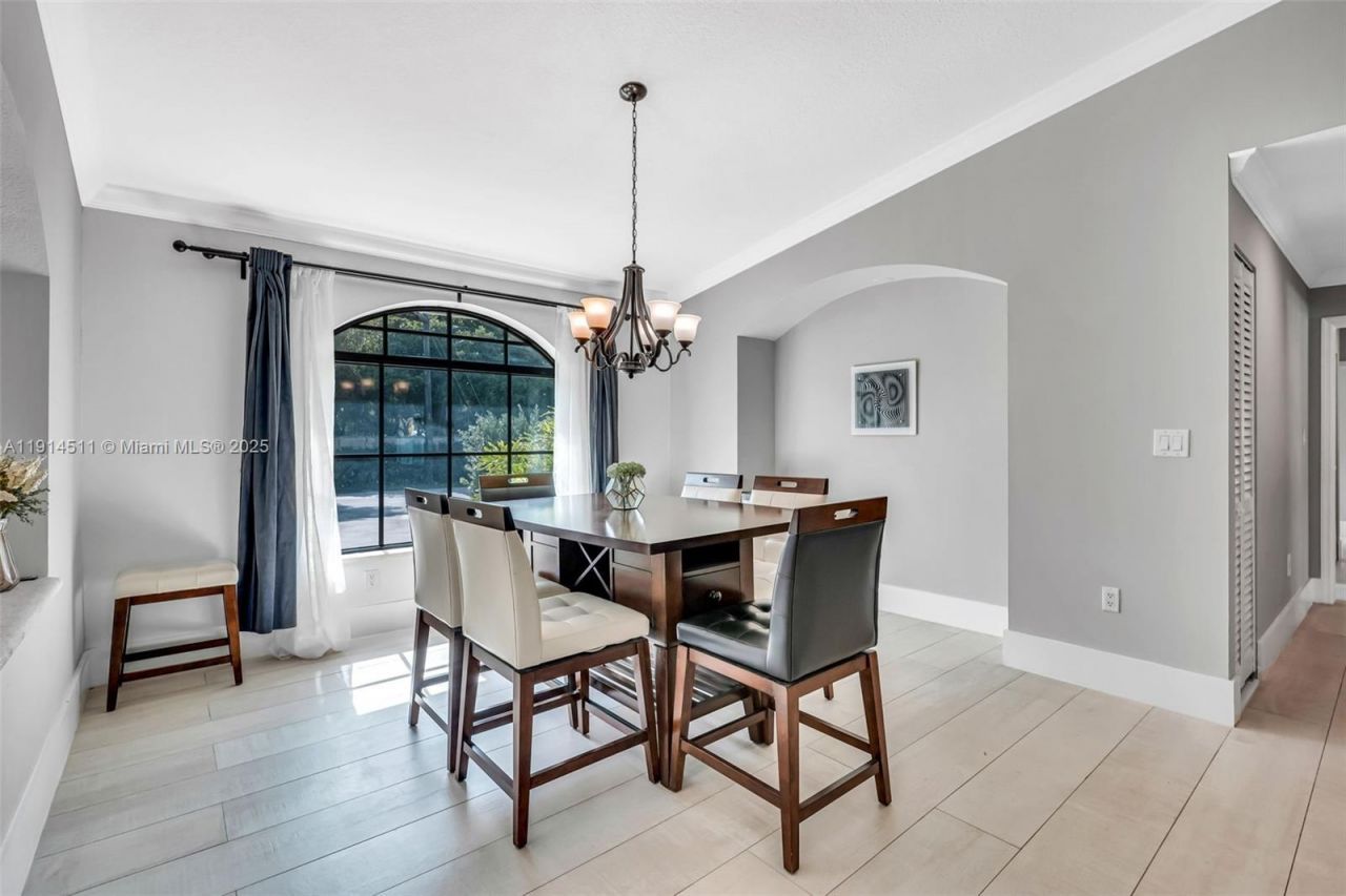 10195 NW 26th St, Doral, FL 33172 Photo