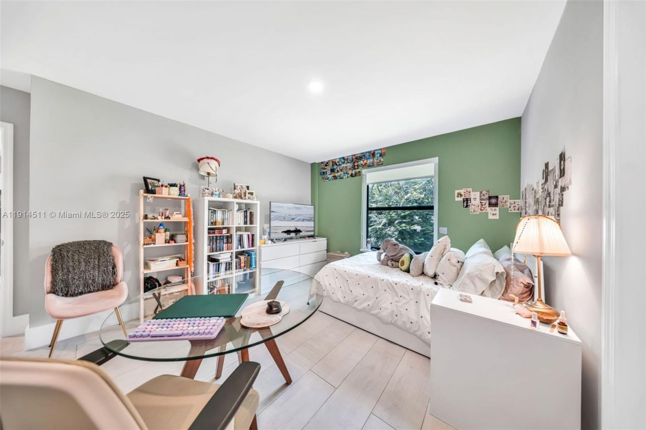 10195 NW 26th St, Doral, FL 33172 Photo