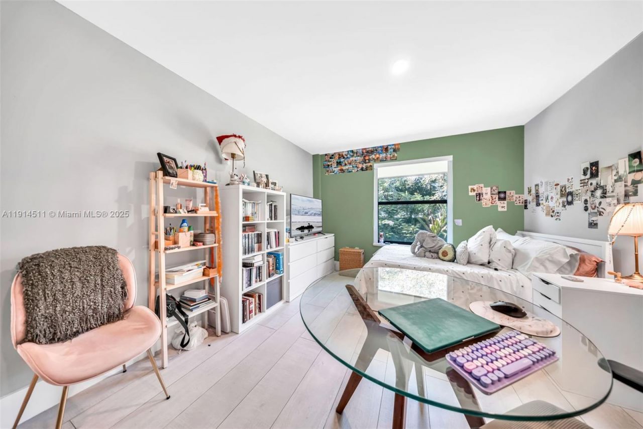 10195 NW 26th St, Doral, FL 33172 Photo