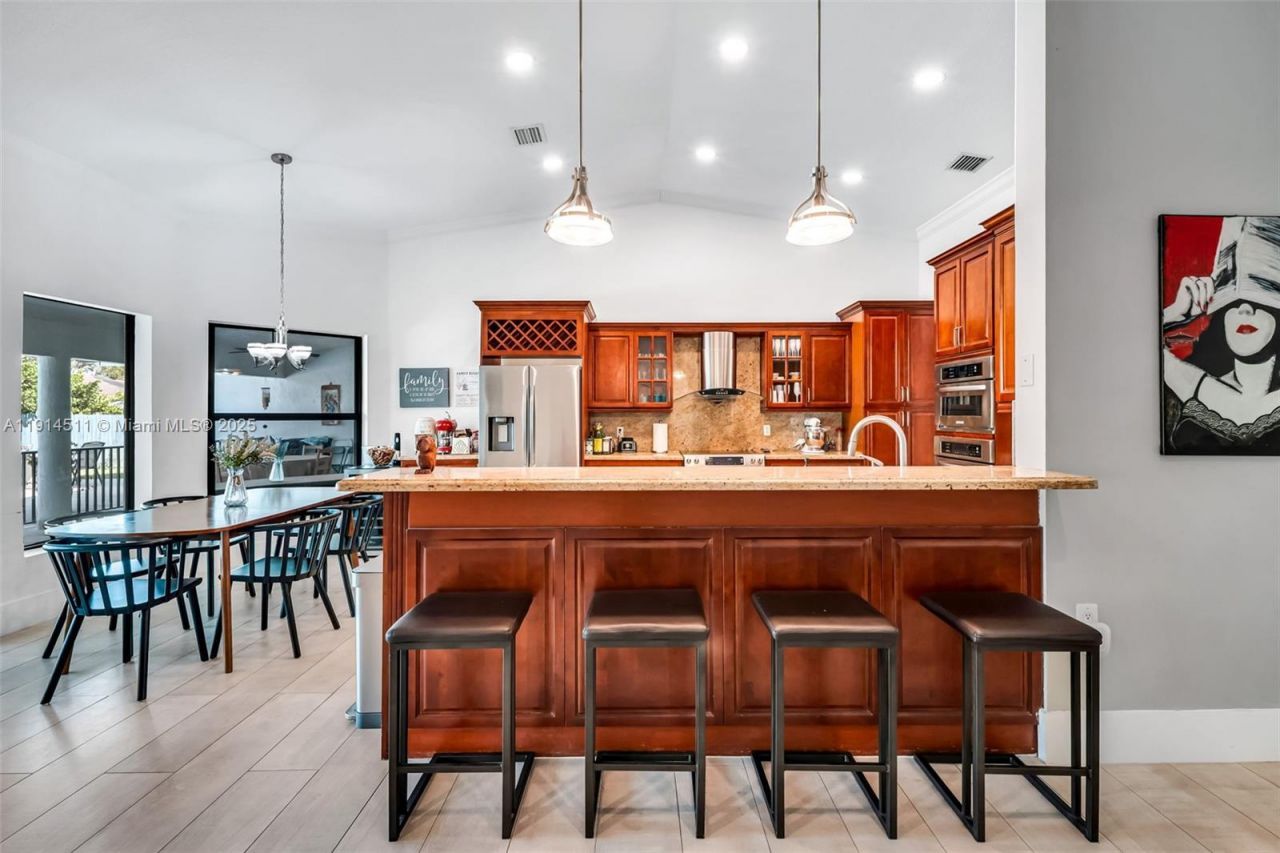 10195 NW 26th St, Doral, FL 33172 Photo