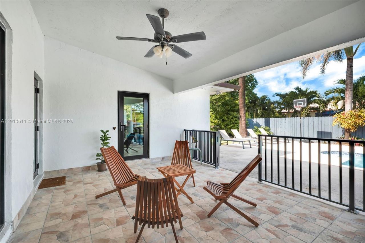 10195 NW 26th St, Doral, FL 33172 Photo