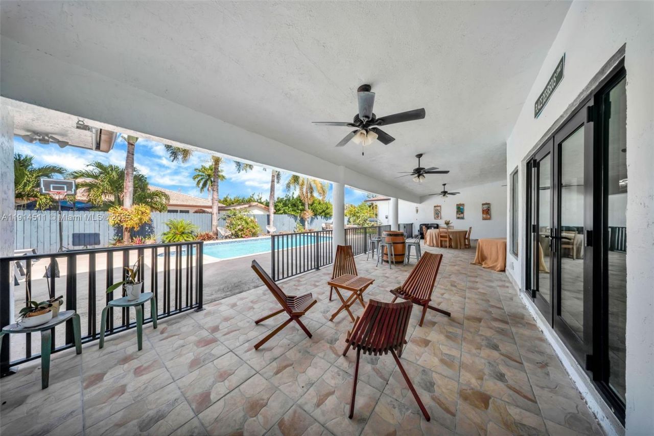 10195 NW 26th St, Doral, FL 33172 Photo