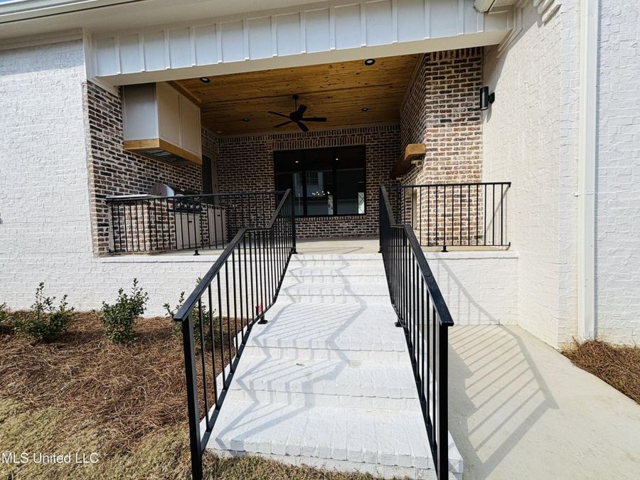 Property Image 61