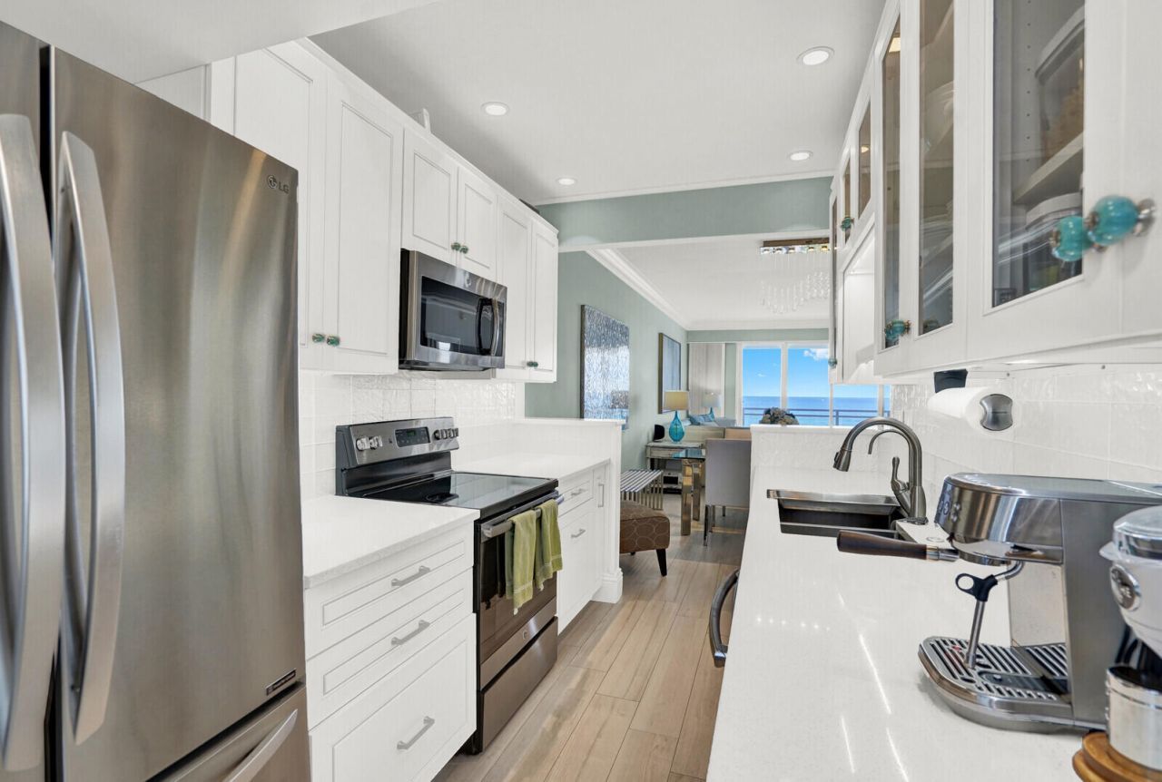 3051 S Ocean Boulevard, Unit 7020, Boca Raton, FL 33432 Photo