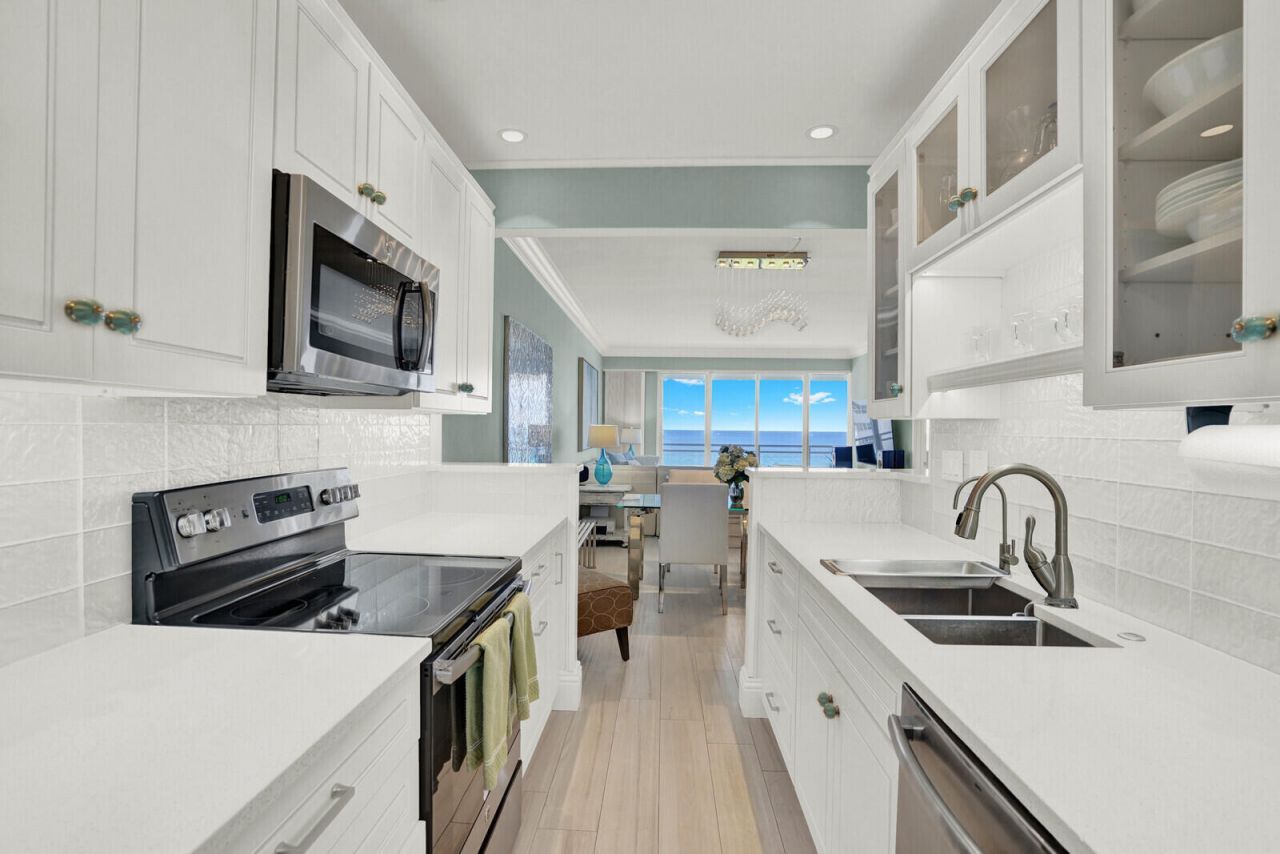 3051 S Ocean Boulevard, Unit 7020, Boca Raton, FL 33432 Photo