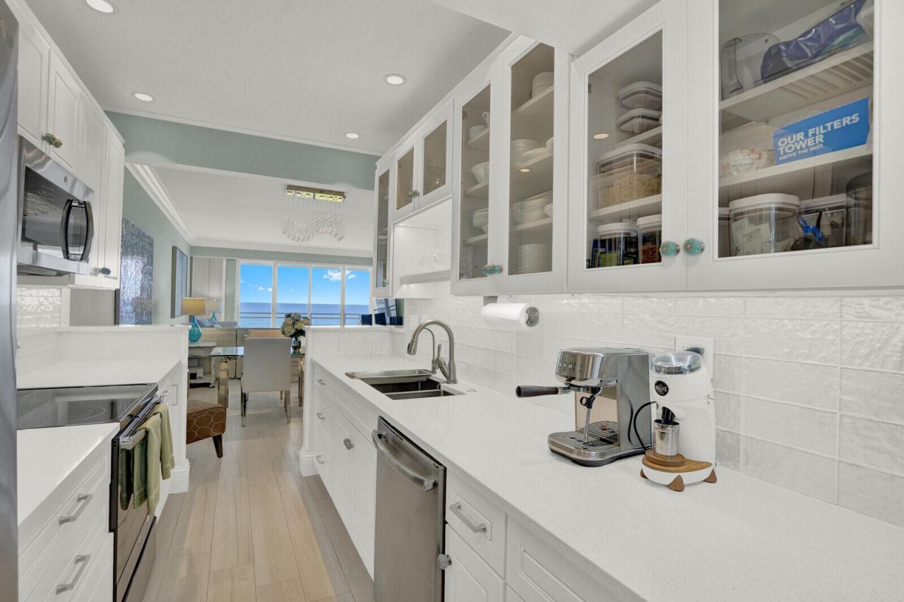 3051 S Ocean Boulevard, Unit 7020, Boca Raton, FL 33432 Photo