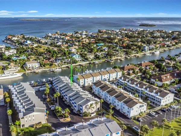 745 PINELLAS BAYWAY S, Unit 207, TIERRA VERDE, FL 33715
