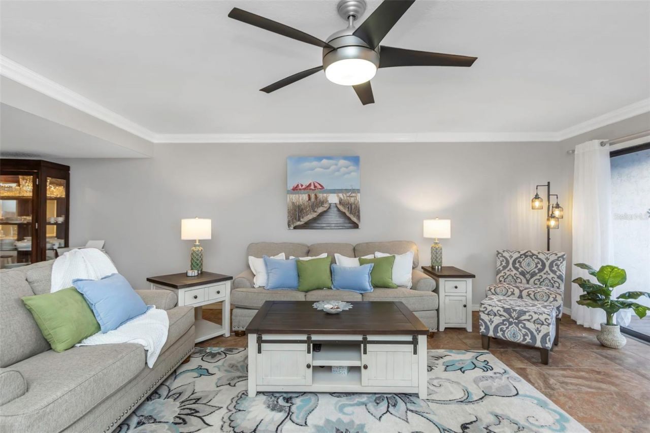 745 Pinellas Bayway S, Unit 207, Tierra Verde, FL 33715 Photo