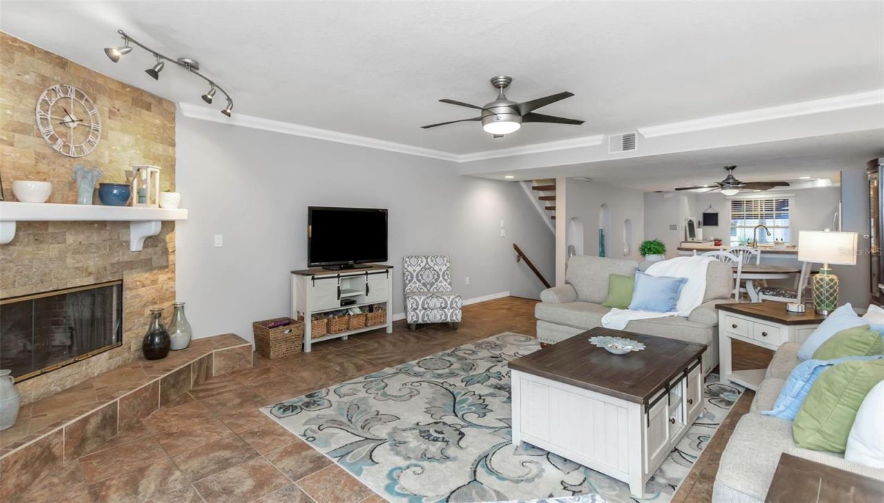 745 Pinellas Bayway S, Unit 207, Tierra Verde, FL 33715 Photo