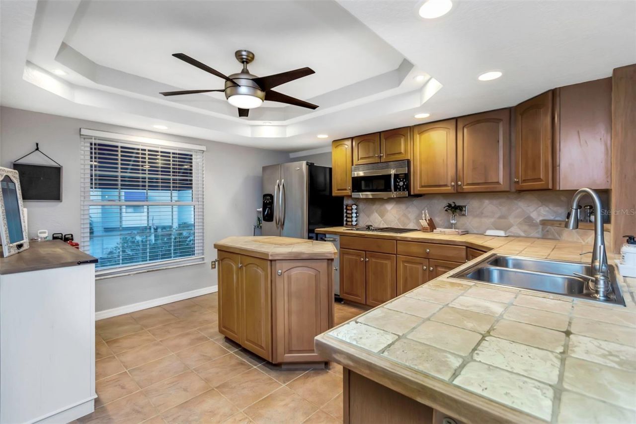 745 Pinellas Bayway S, Unit 207, Tierra Verde, FL 33715 Photo