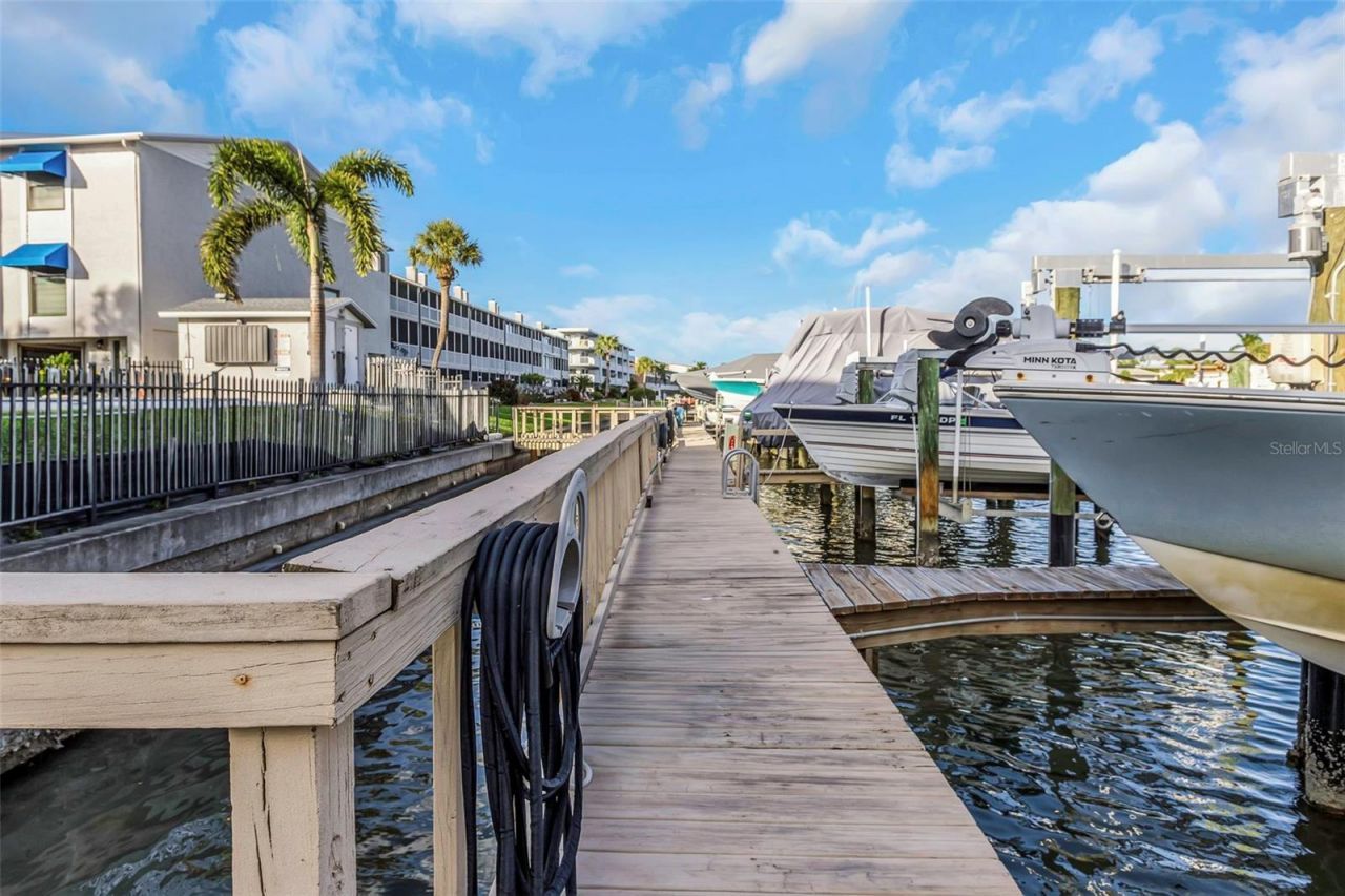 745 Pinellas Bayway S, Unit 207, Tierra Verde, FL 33715 Photo