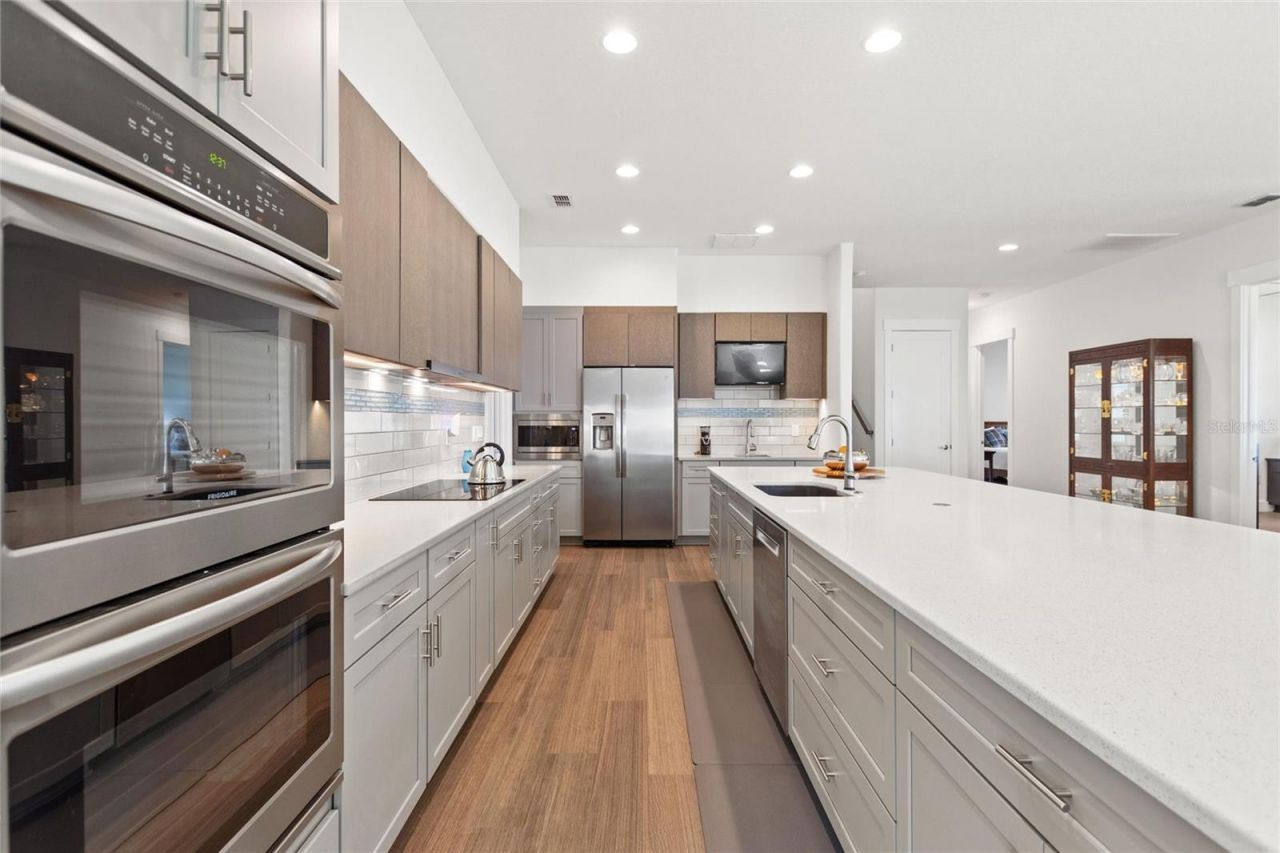 381 Nolane Lane, Polk City, FL 33868 Photo