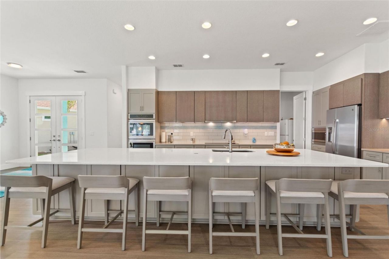 381 Nolane Lane, Polk City, FL 33868 Photo