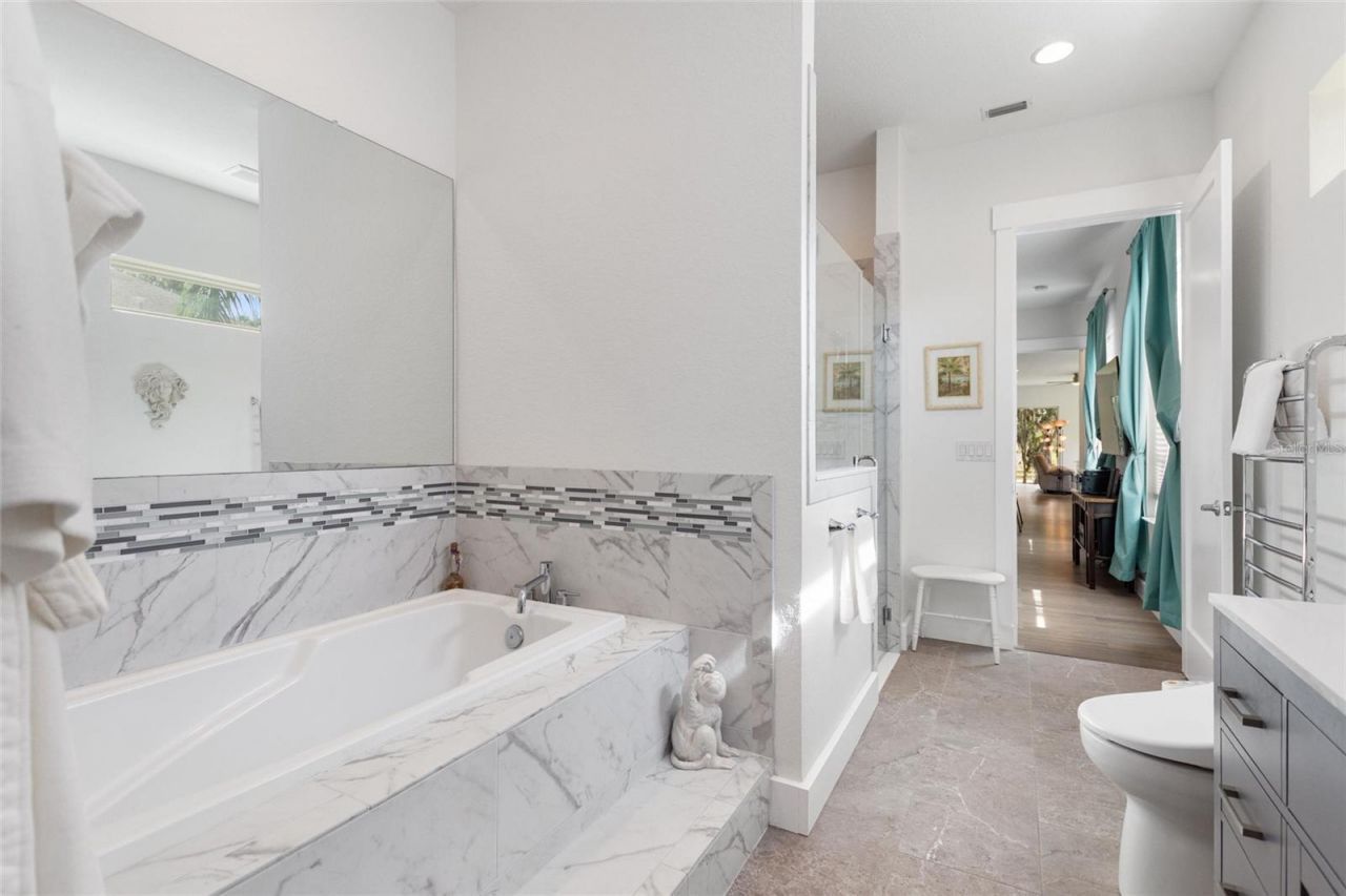 381 Nolane Lane, Polk City, FL 33868 Photo