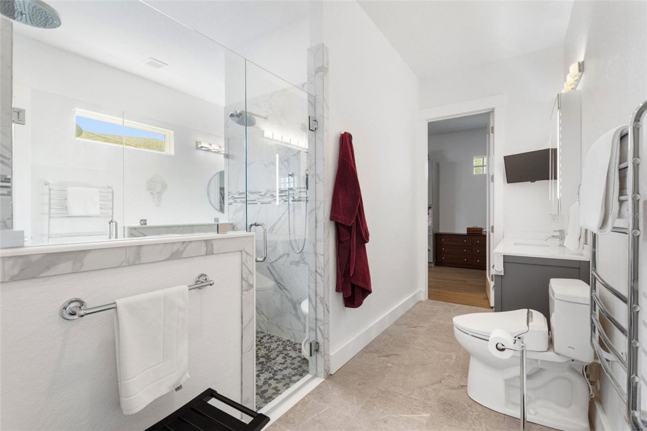 381 Nolane Lane, Polk City, FL 33868 Photo