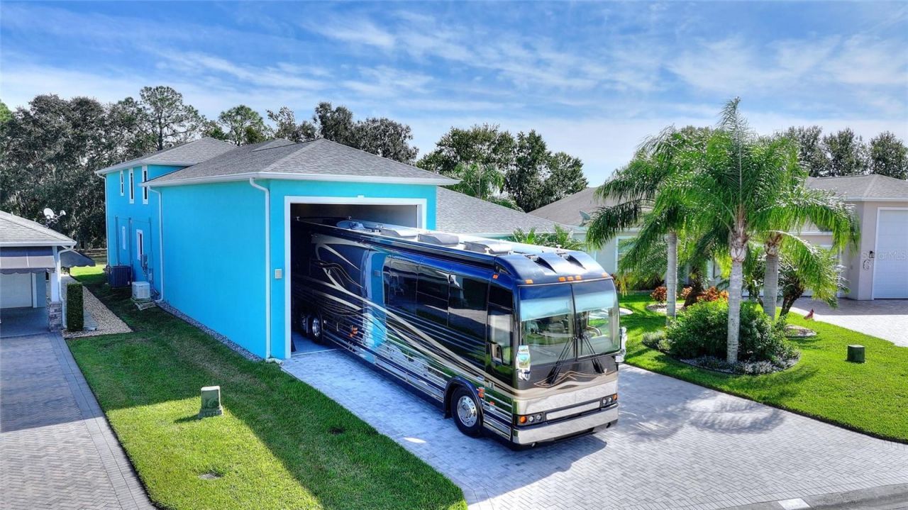 381 Nolane Lane, Polk City, FL 33868 Photo