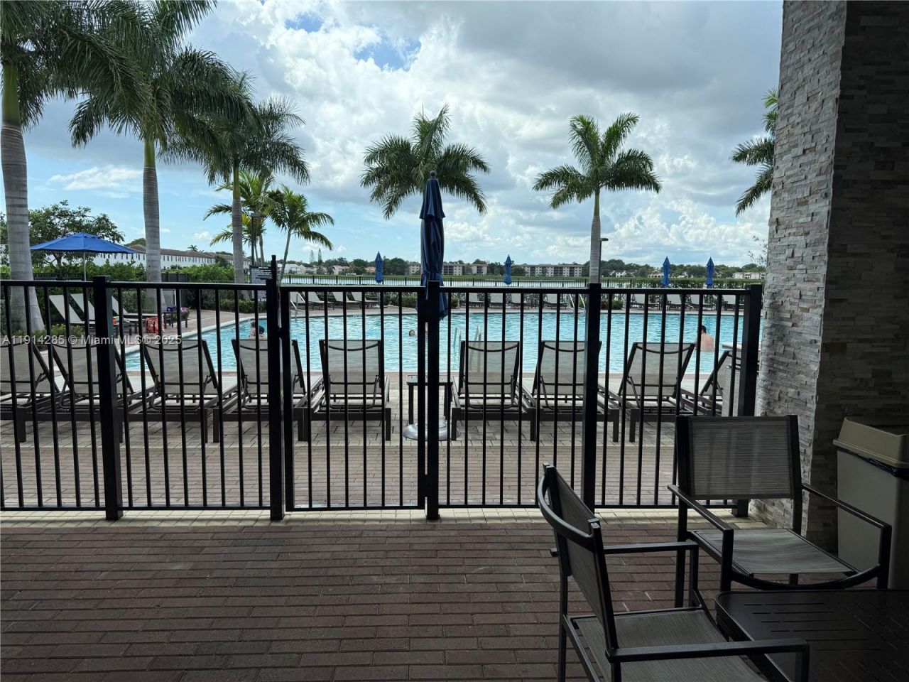 685 NE 208th Ter, Unit 685, Miami, FL 33179 Photo