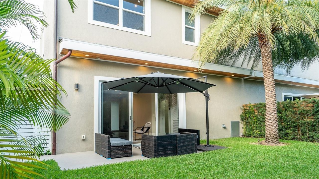 1310 NE 117th Ter, Unit 2, Miami, FL 33161 Photo