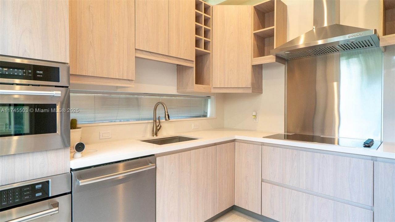 1310 NE 117th Ter, Unit 2, Miami, FL 33161 Photo