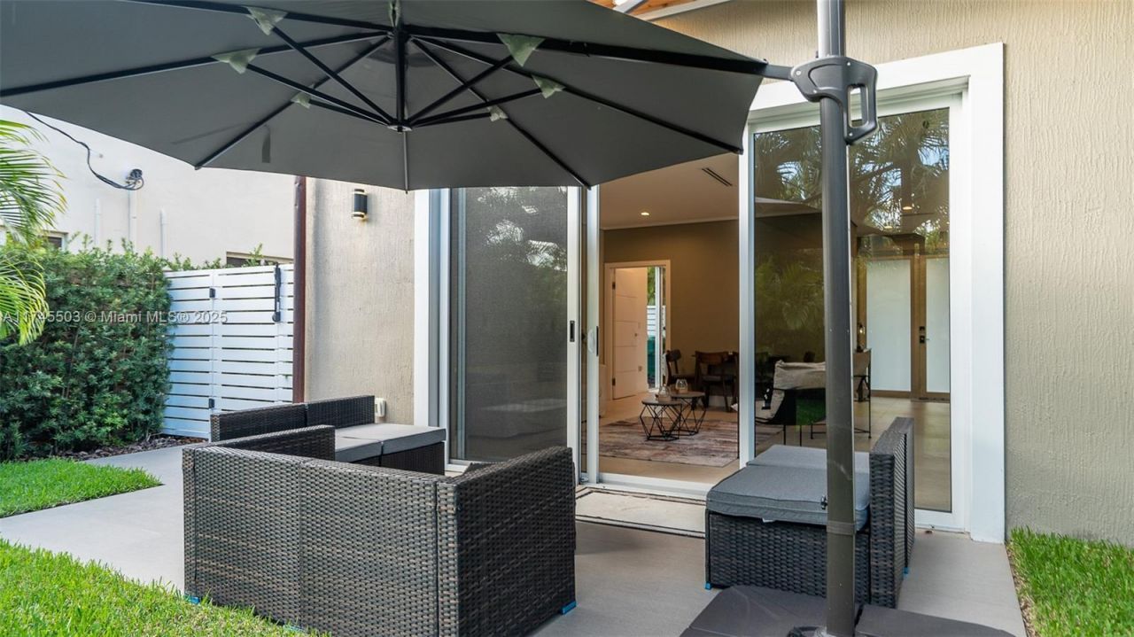 1310 NE 117th Ter, Unit 2, Miami, FL 33161 Photo