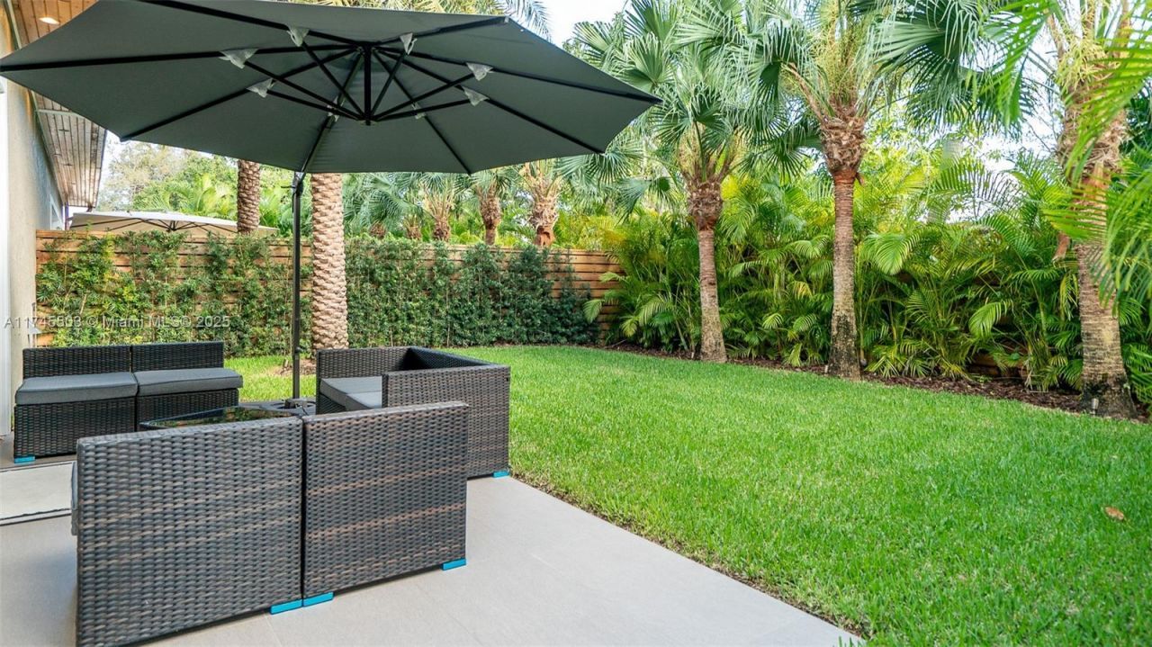 1310 NE 117th Ter, Unit 2, Miami, FL 33161 Photo