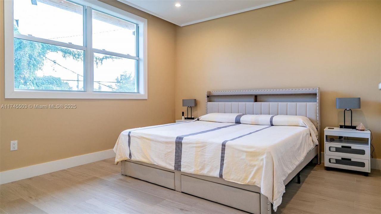 1310 NE 117th Ter, Unit 2, Miami, FL 33161 Photo