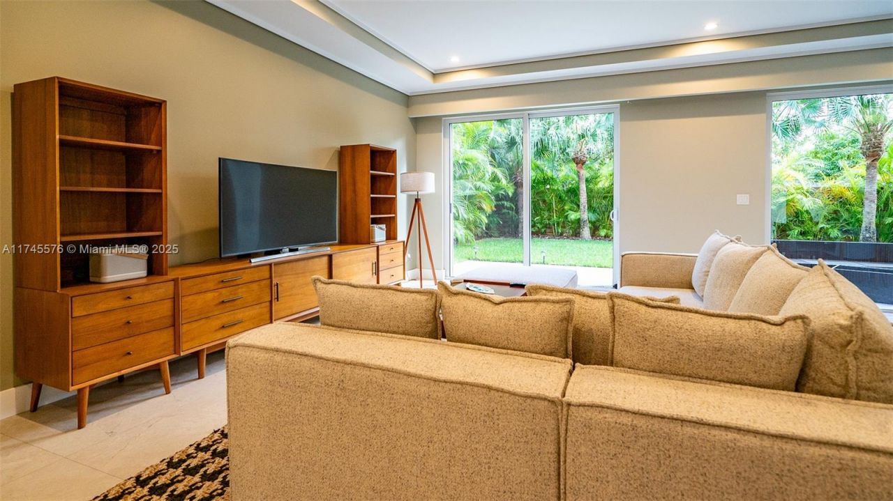 1312 NE 117th Ter, Unit 1, Miami, FL 33161 Photo