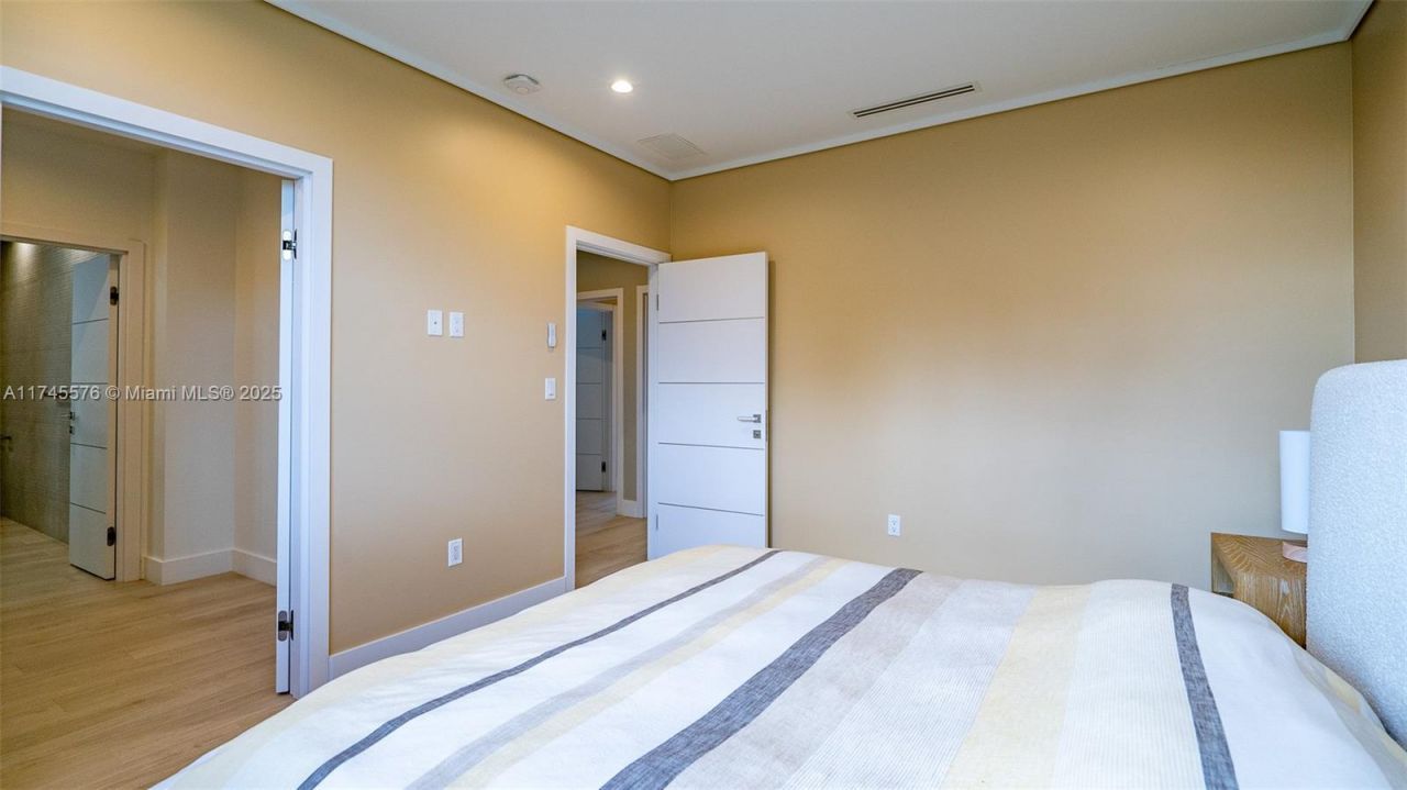 1312 NE 117th Ter, Unit 1, Miami, FL 33161 Photo