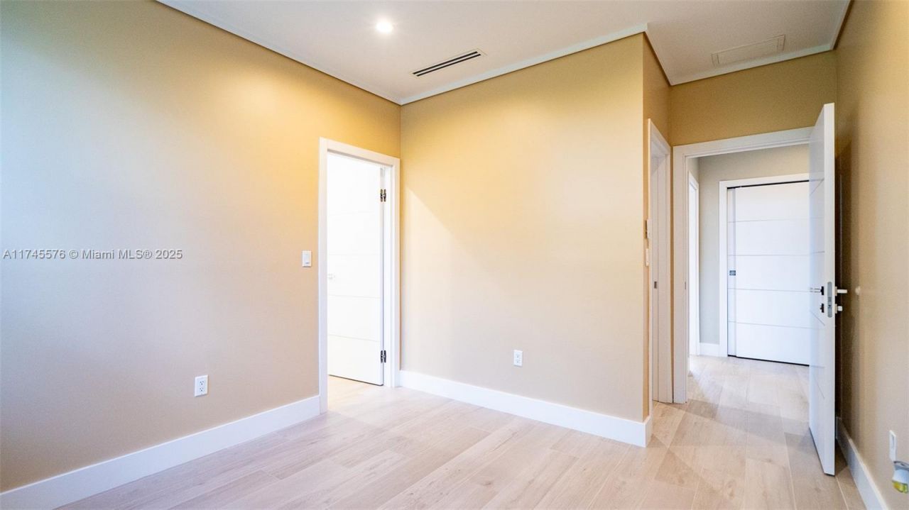 1312 NE 117th Ter, Unit 1, Miami, FL 33161 Photo