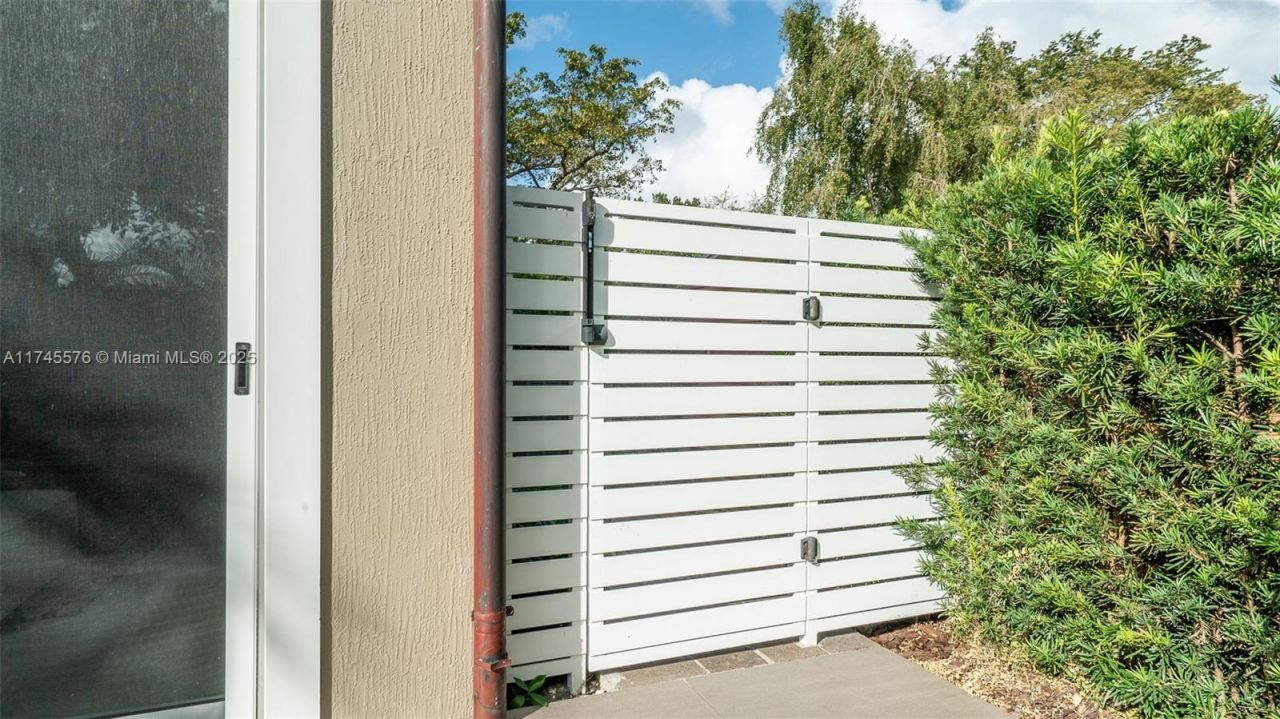 1312 NE 117th Ter, Unit 1, Miami, FL 33161 Photo