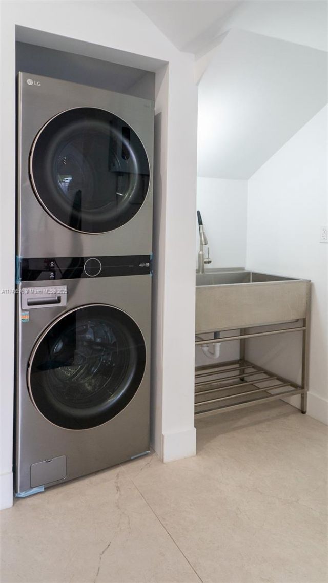 1312 NE 117th Ter, Unit 1, Miami, FL 33161 Photo