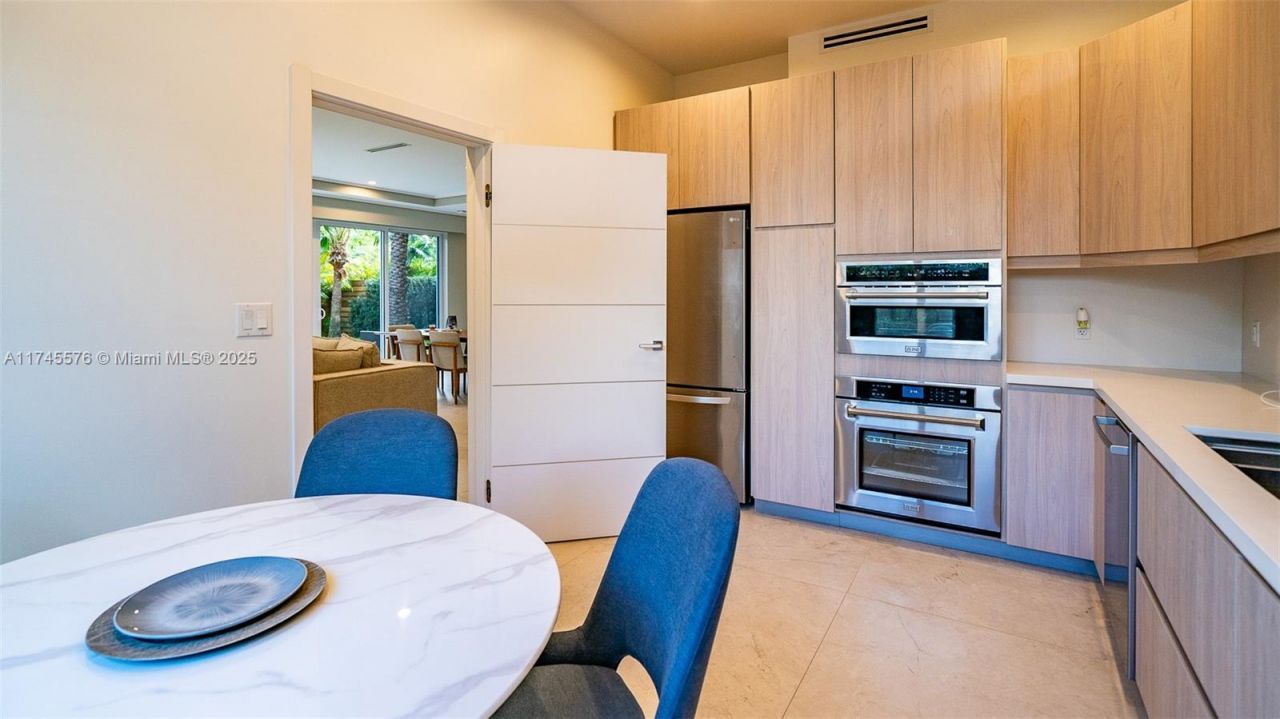 1312 NE 117th Ter, Unit 1, Miami, FL 33161 Photo