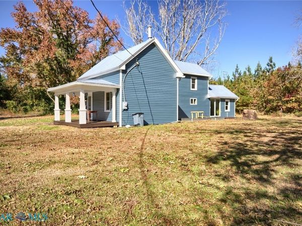 1055 Ridgefield Road, Mathews, VA 23109