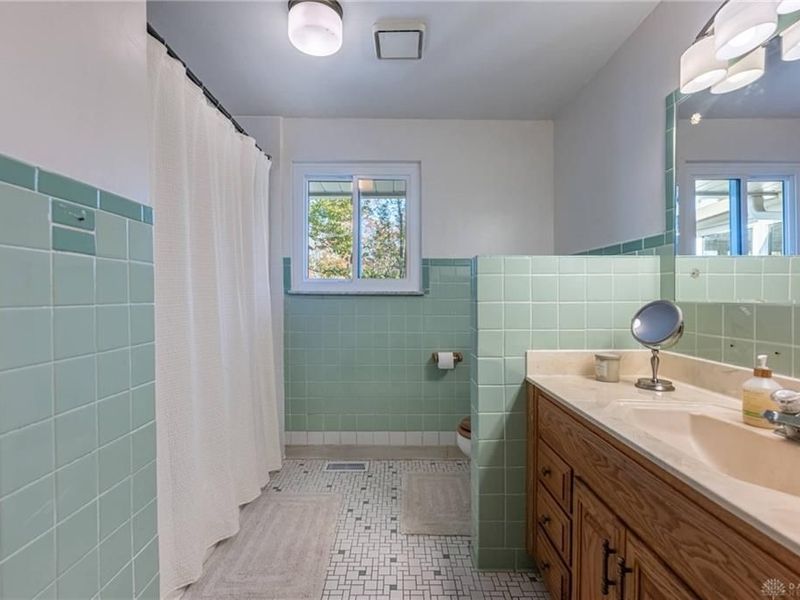 7368 San Fernando Road, Huber Heights, OH 45424 Photo 18