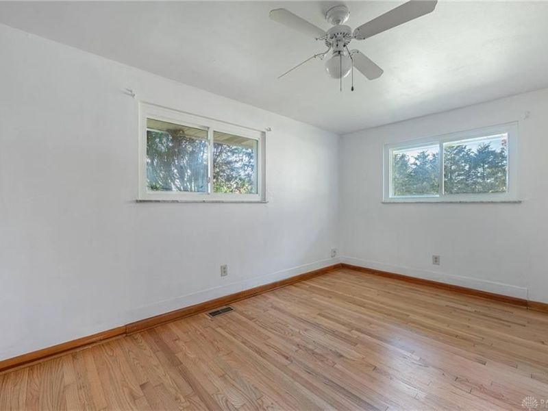 7368 San Fernando Road, Huber Heights, OH 45424 Photo 24