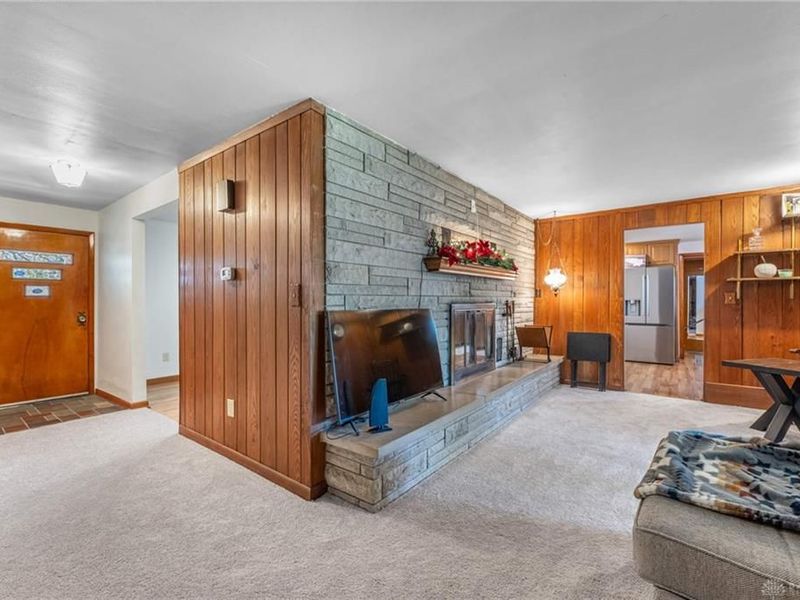 7368 San Fernando Road, Huber Heights, OH 45424 Photo 3