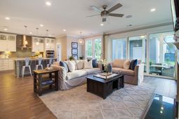 808 Maltby Alley photo 4