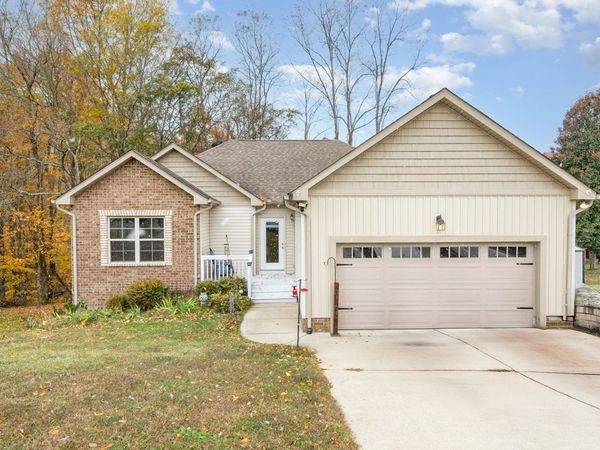 250 Wagoners Way, Westmoreland, TN 37186