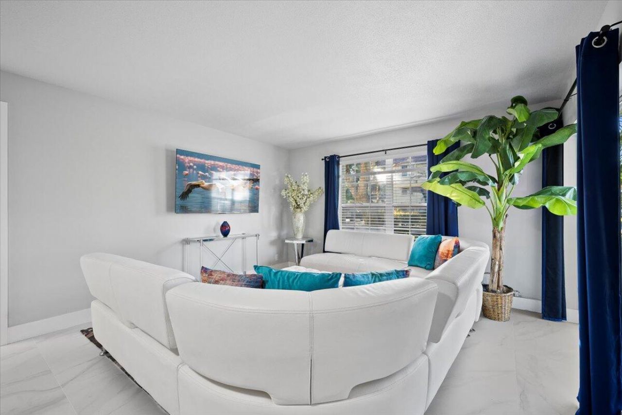 5500 Tamberlane Circle, Unit 105, Palm Beach Gardens, FL 33418 Photo